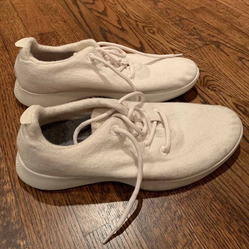 White allbirds great condition! Size 12